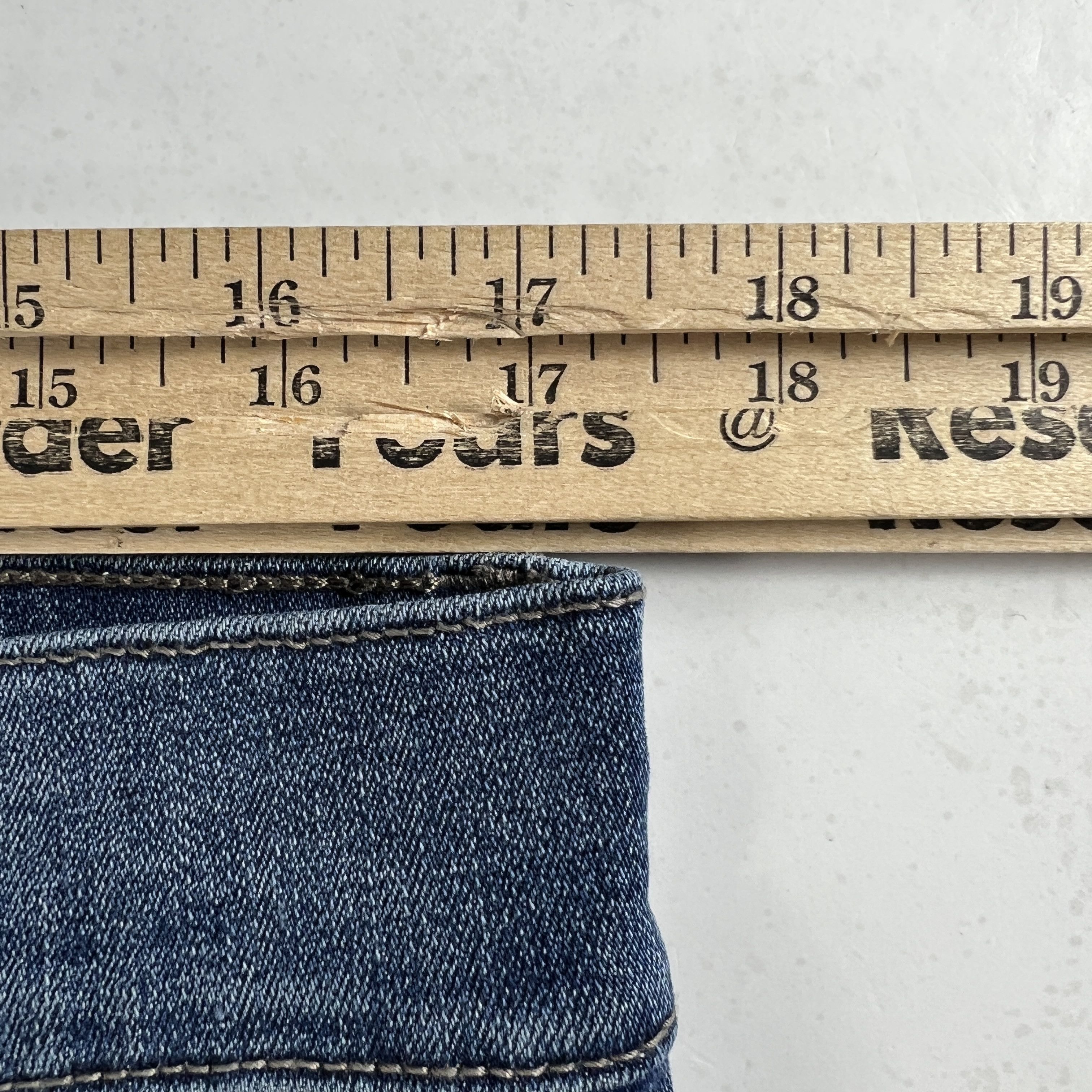 Hudson Hudson Jeans Blake Slim Straight Blue Stretch Denim Size US 35 - 23 Thumbnail