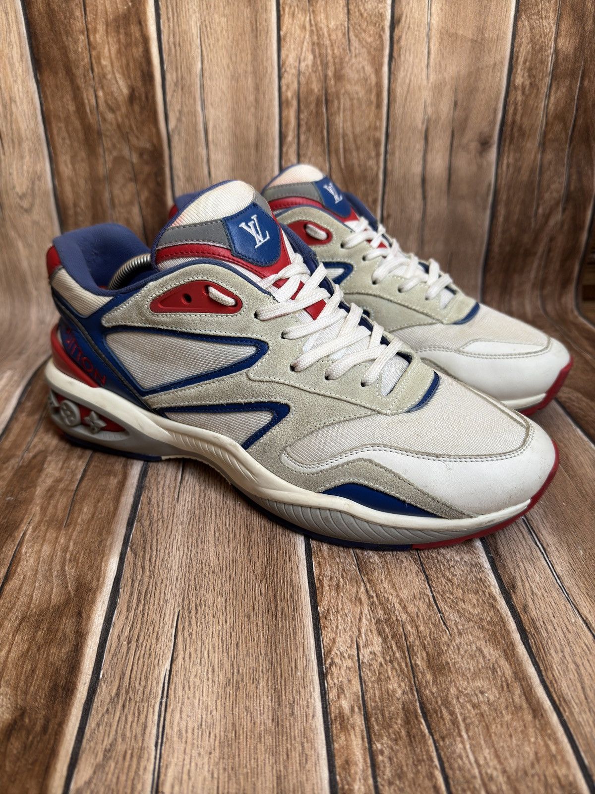 Louis Vuitton LV TRAIL SNEAKERS Size US 8.5 / EU 41-42 - 2 Thumbnail
