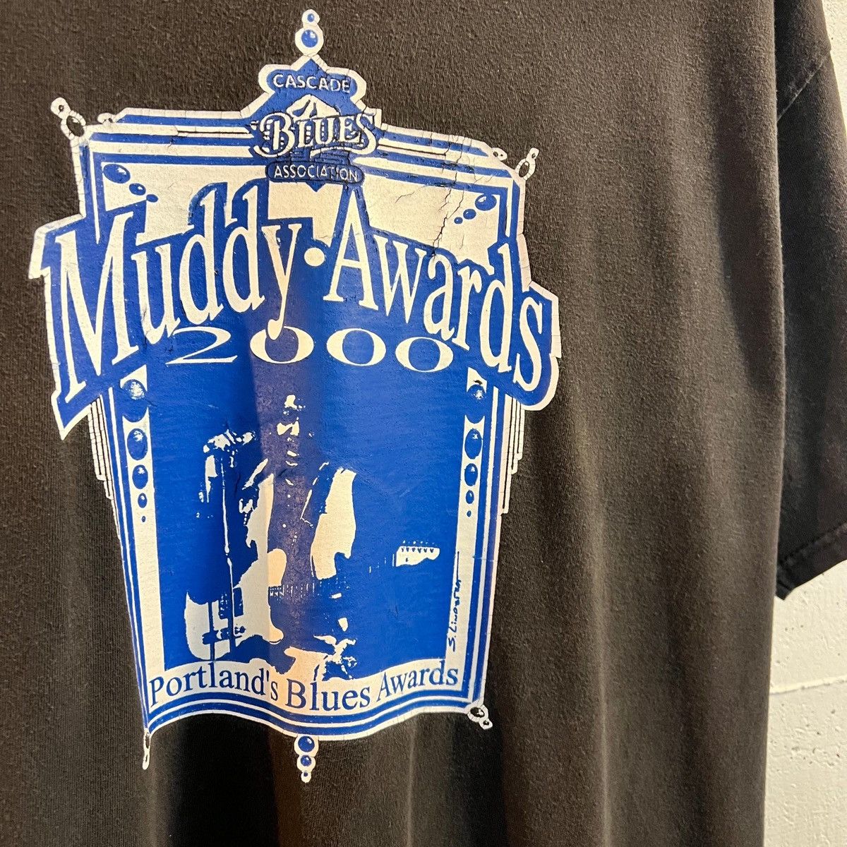 Vintage Vintage 2000 Cascade Blues Portland's ‘Muddy’ Awards T-Shirt Size US XL / EU 56 / 4 - 4 Thumbnail