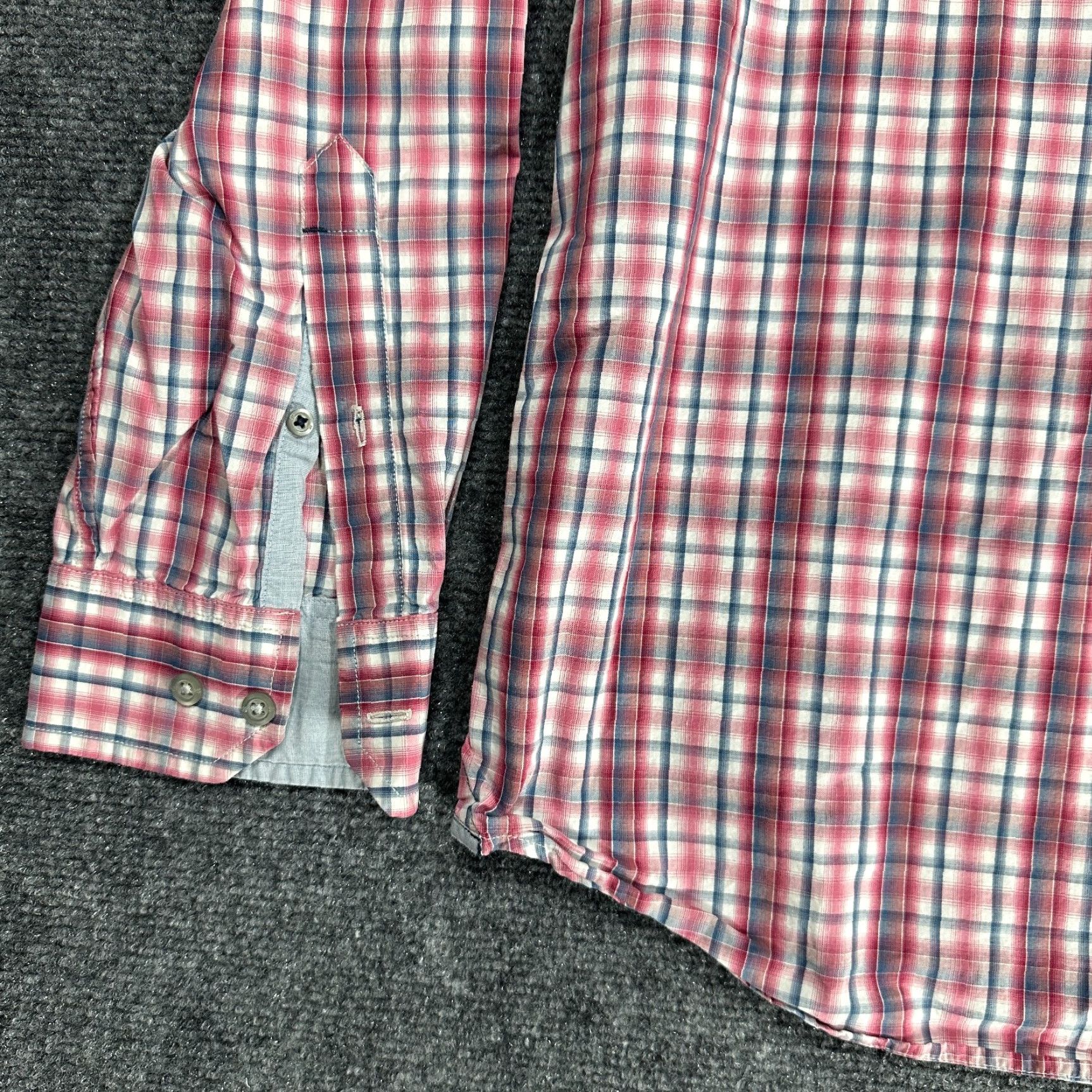 Banana Republic Banana Republic Shirt Mens XL Raspberry Plaid Cotton Button Up Pockets Size US XL / EU 56 / 4 - 4 Thumbnail