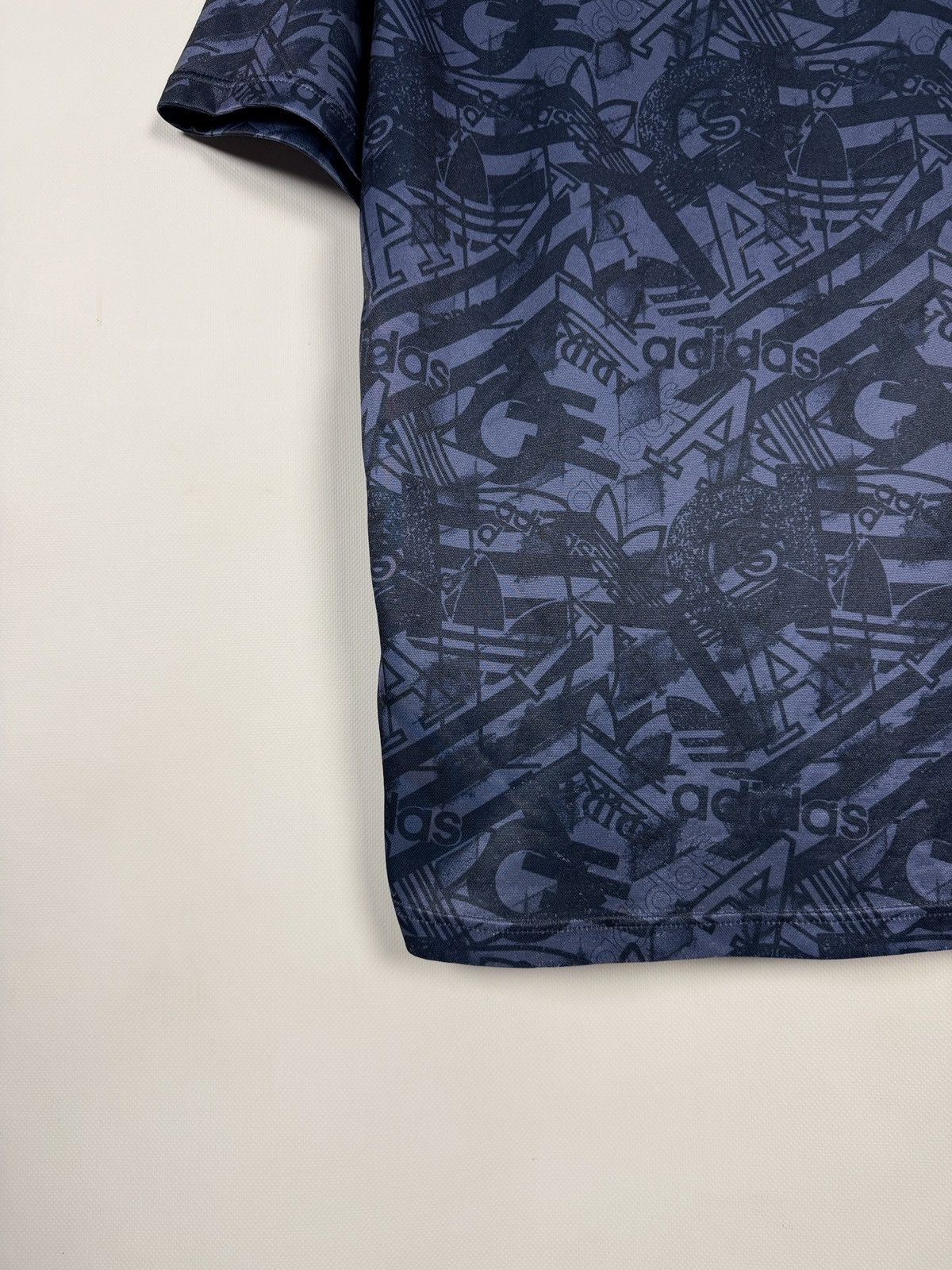 Adidas Adidas Vintage 90s Big Logo Jersey Soccer Tee Made in U.K. Size US L / EU 52-54 / 3 - 12 Thumbnail