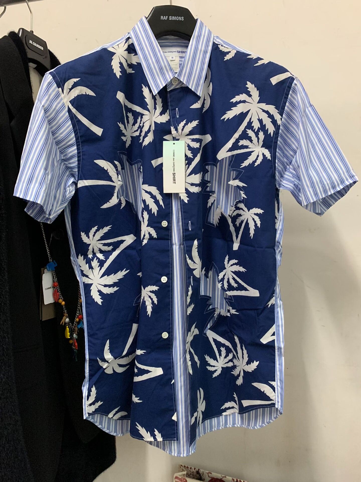 Comme des Garcons Comme des Garçons Shirt with Palm Print Size US M / EU 48-50 / 2 - 1 Thumbnail