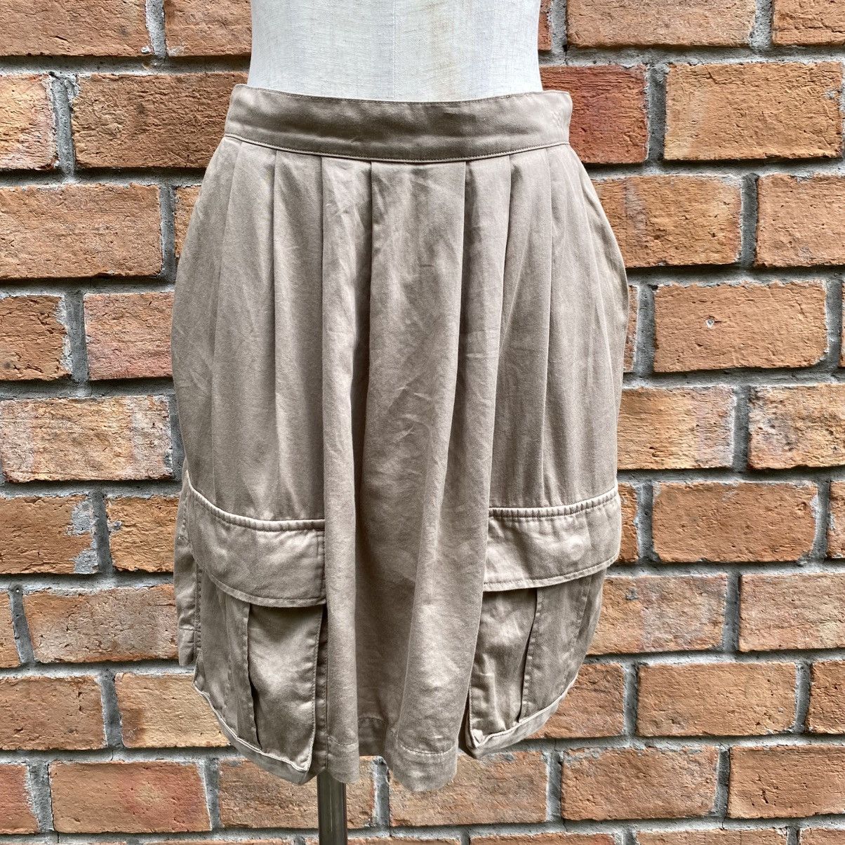 Zucca ZUCCA Beige Pleated Skirt with Side Pockets Size 27" / US 4 / IT 40 - 14 Thumbnail