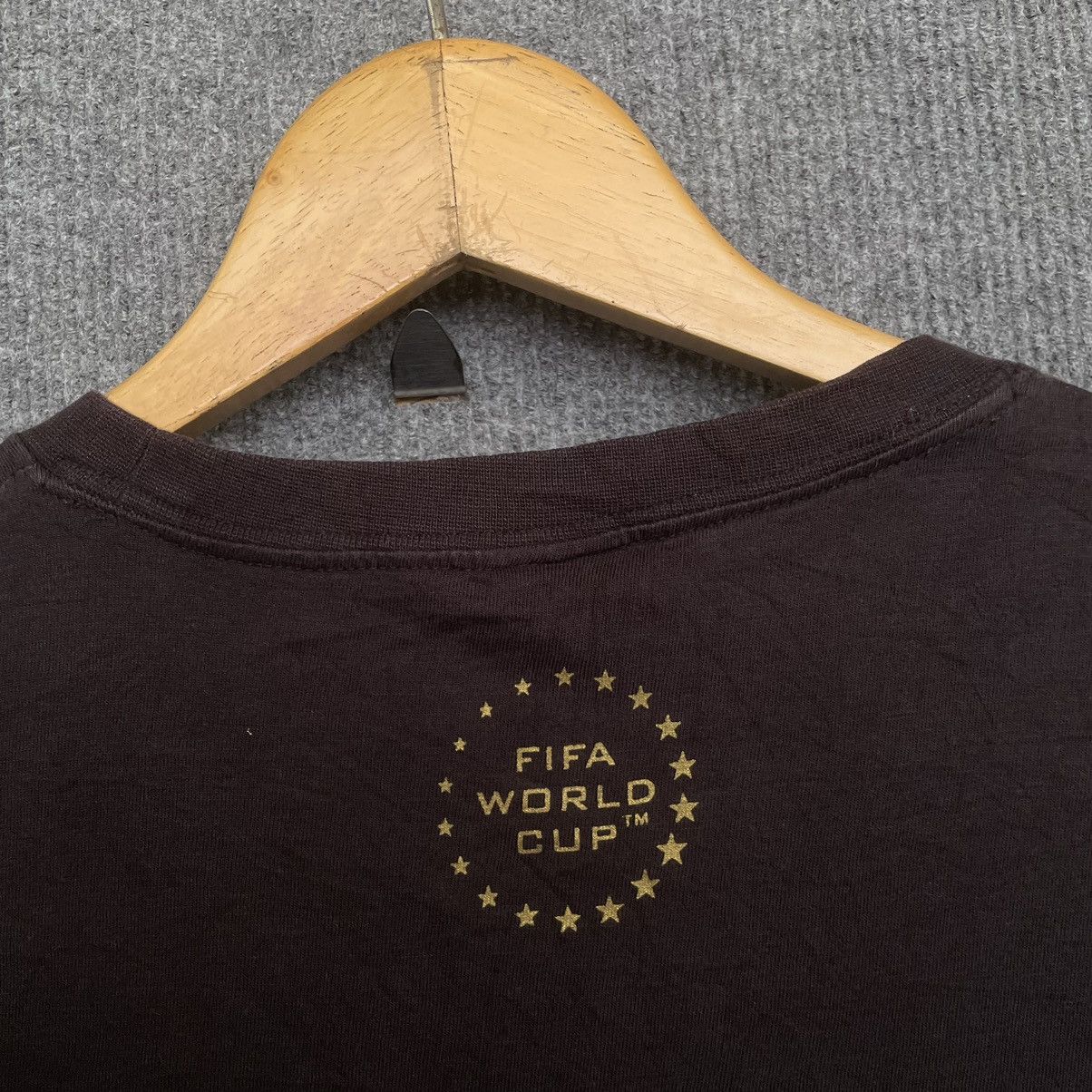 Vintage Vintage 2010 South Africa Fifa World Cup Promo T Shirt Size US L / EU 52-54 / 3 - 7 Thumbnail
