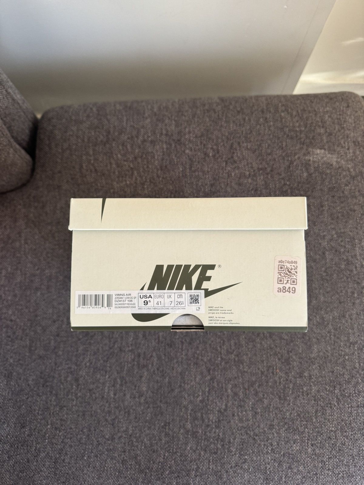 Jordan Brand × Nike × Travis Scott WMNS AIR JORDAN 1 LOW OG SP Size US 9.5 / EU 42-43 - 7 Thumbnail