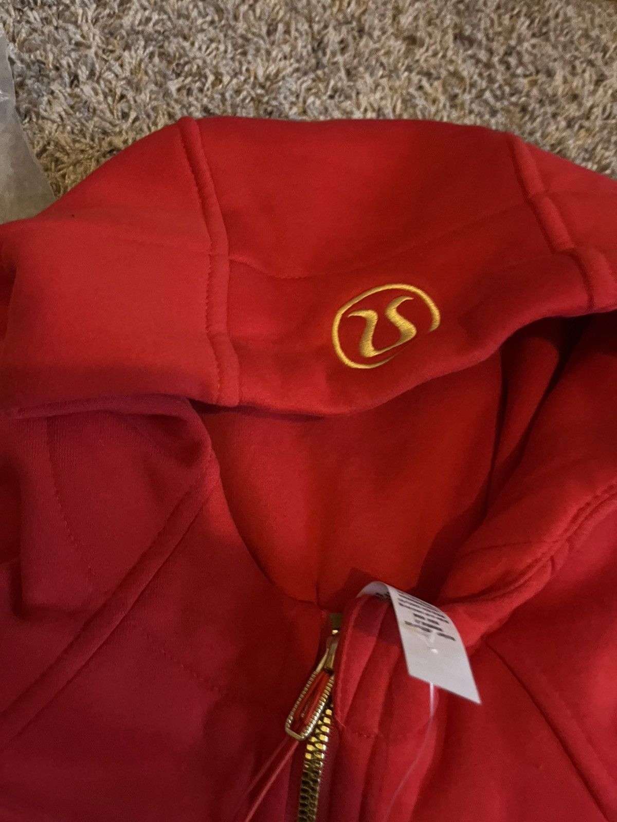 Lululemon Free red lulu jacket Size M / US 6-8 / IT 42-44 - 2 Thumbnail