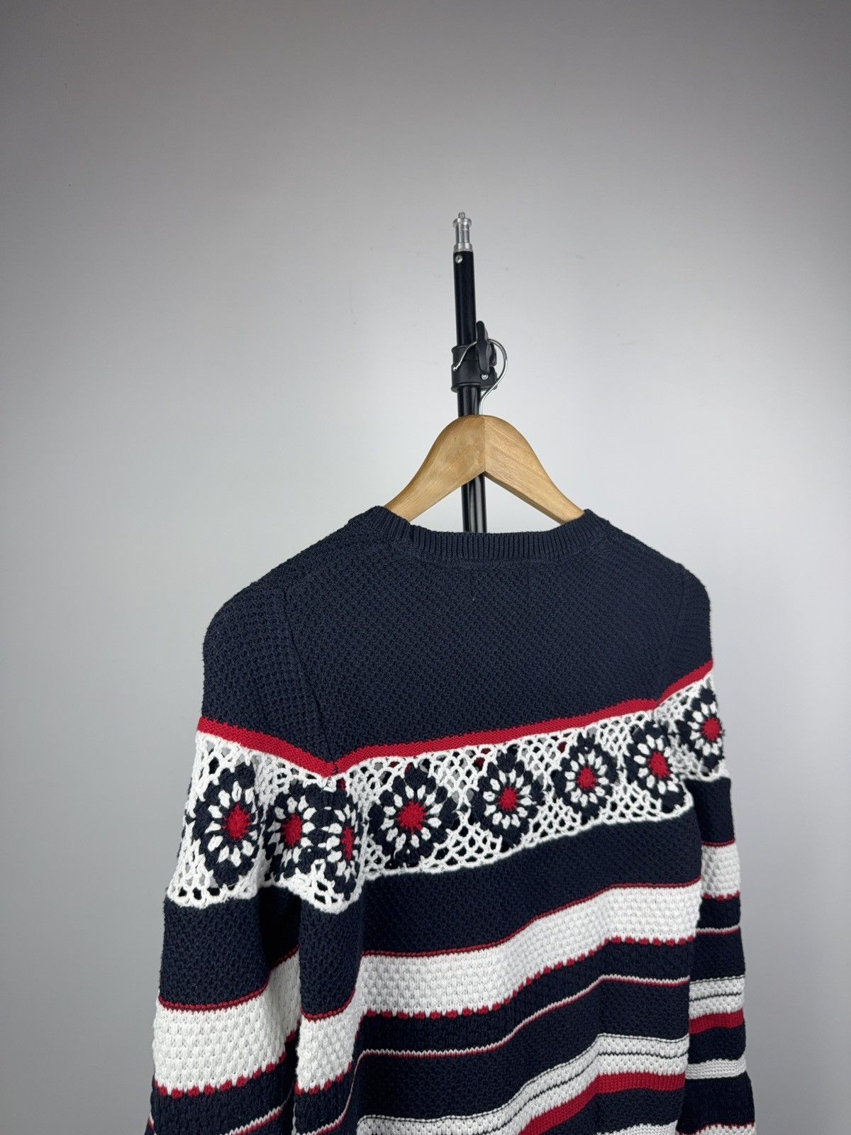 Desigual Avant Garde Y2K Desigual Crochet Floral Striped Knit Sweater Size S / US 4 / IT 40 - 10 Thumbnail