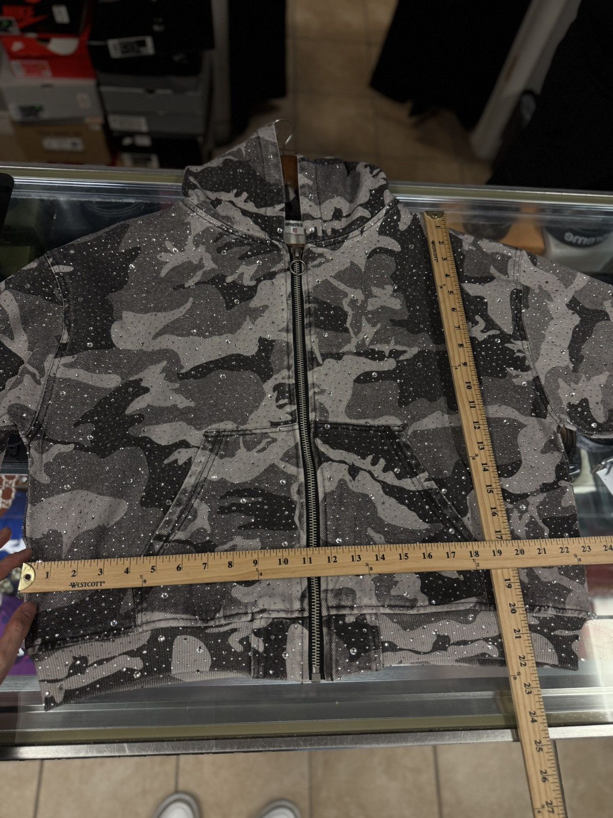 Vale Valley White Camo Crystal Hoodie Size M (NEW) Size US M / EU 48-50 / 2 - 8 Thumbnail