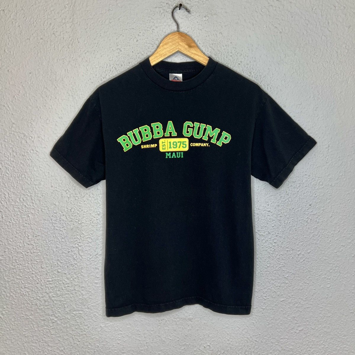 Vintage VINTAGE 2006 BUBBA GUMP SHRIMP CO TSHIRT TEE Size US M / EU 48-50 / 2 - 1 Thumbnail
