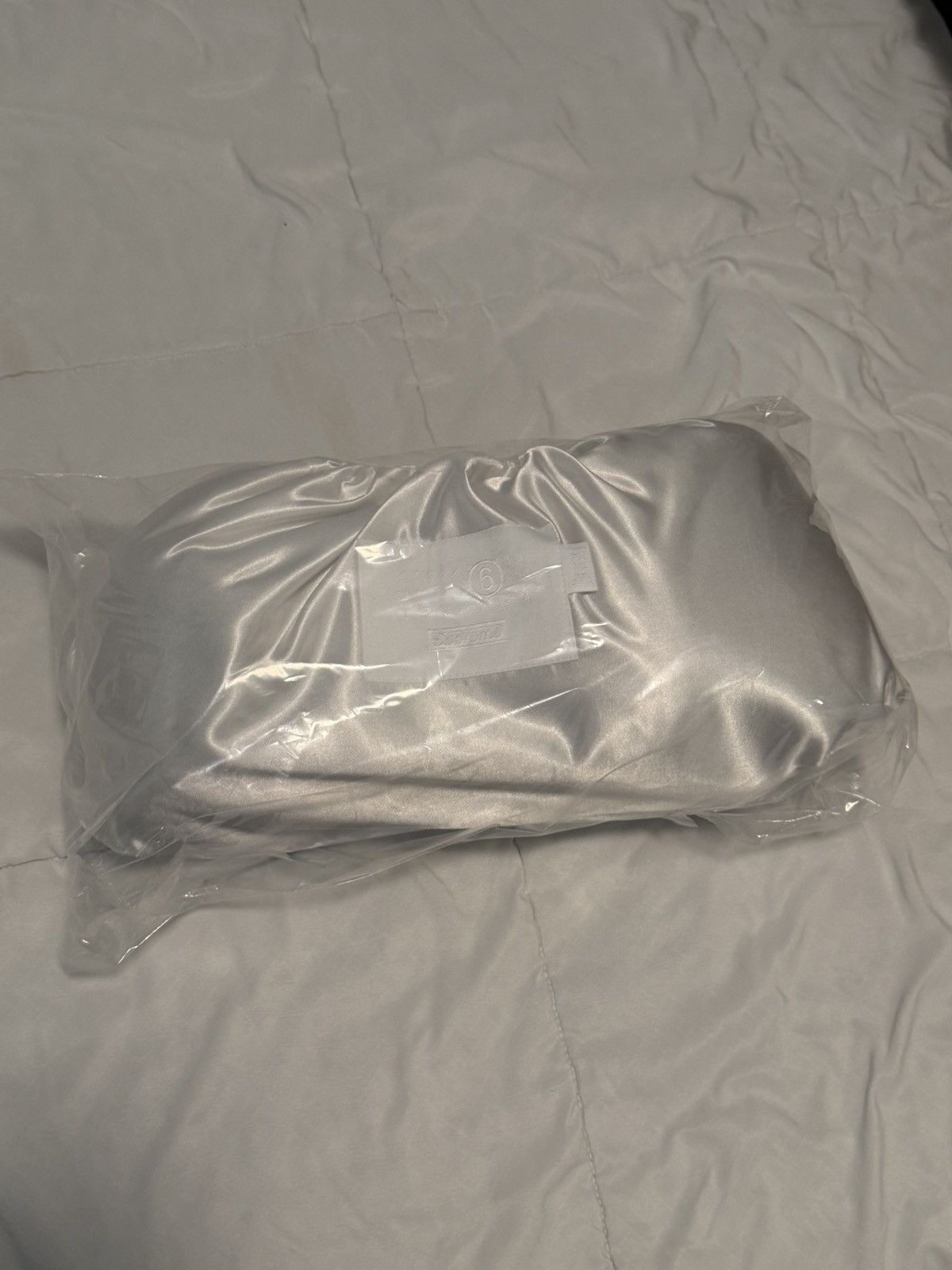 Maison Margiela × Supreme Supreme MM6 Maison Margiela Boxing Gloves Brand New Size ONE SIZE - 5 Thumbnail