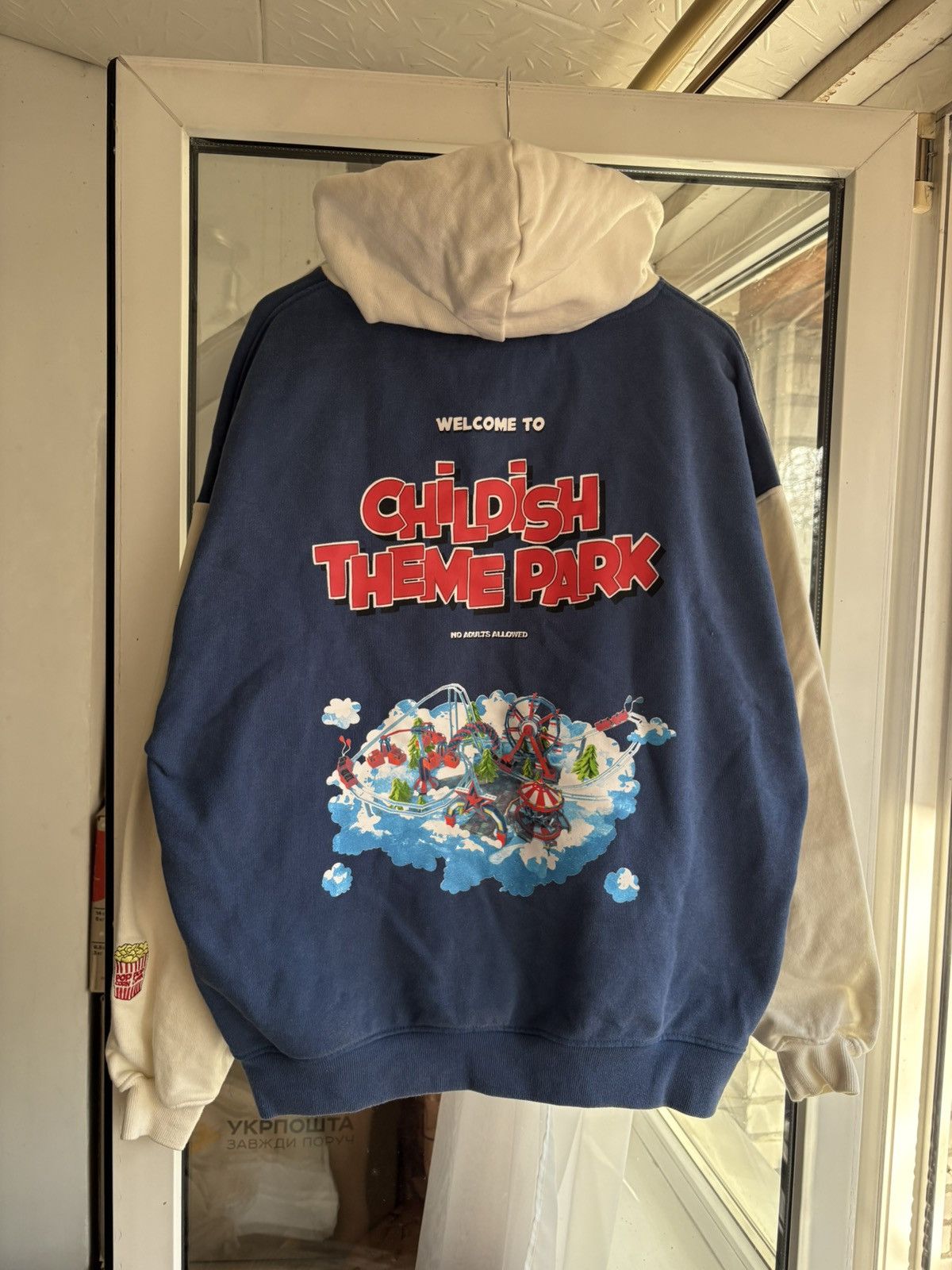 Vintage Vintage Childish Logo Hoodie Size US L / EU 52-54 / 3 - 2 Thumbnail