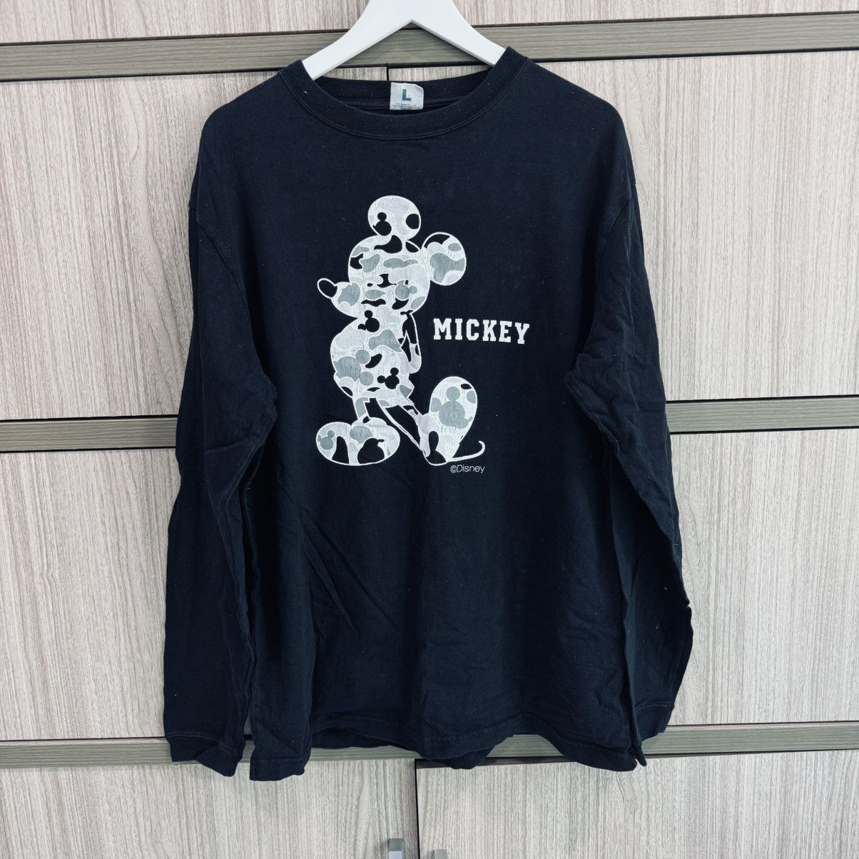Disney Mickey In Camo Print Long Sleeve Tee Size US L / EU 52-54 / 3 - 1 Thumbnail