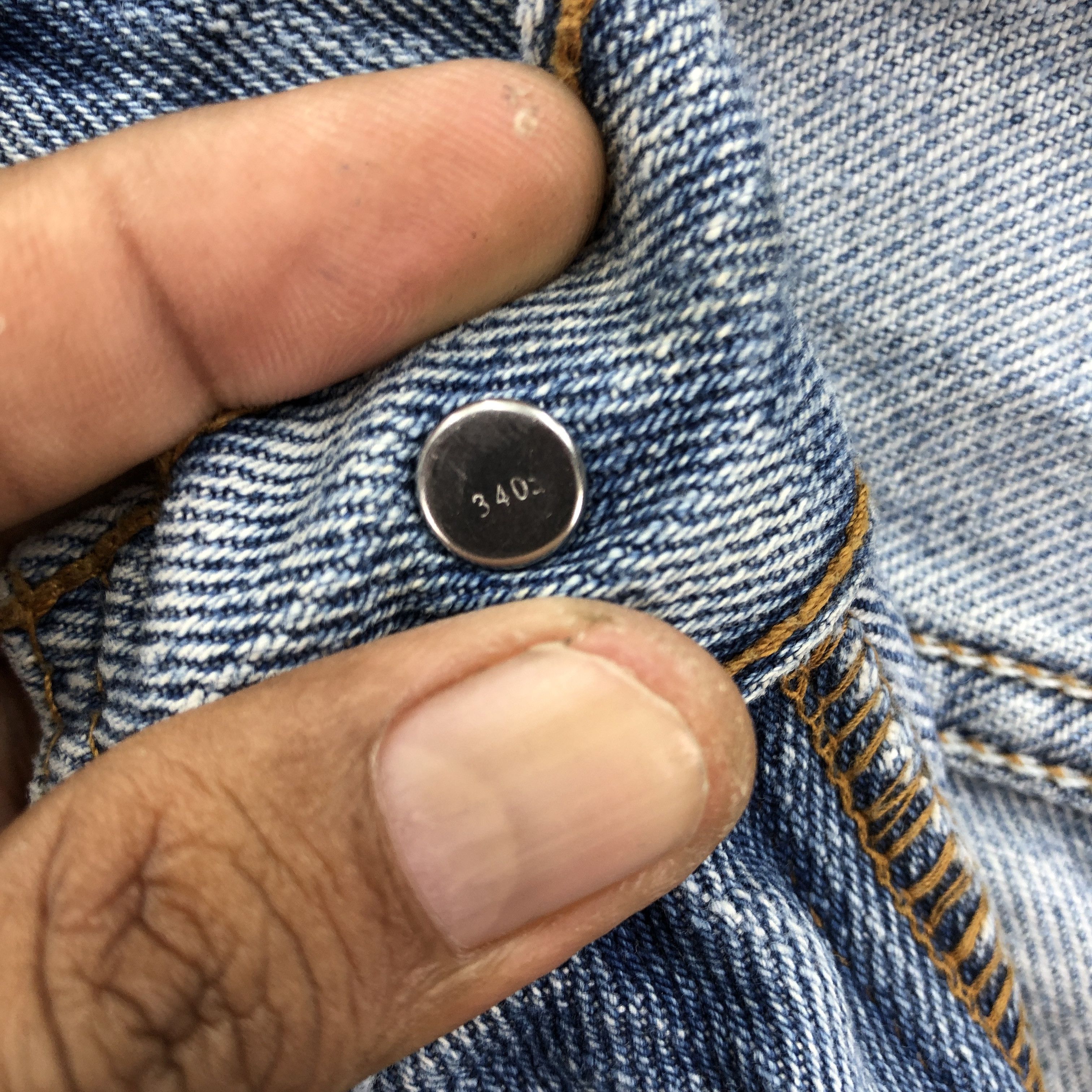 Levi's Vintage Levis 505 Jeans Dirty Levi's Faded Light Wash Denim Size US 32 / EU 48 - 7 Thumbnail