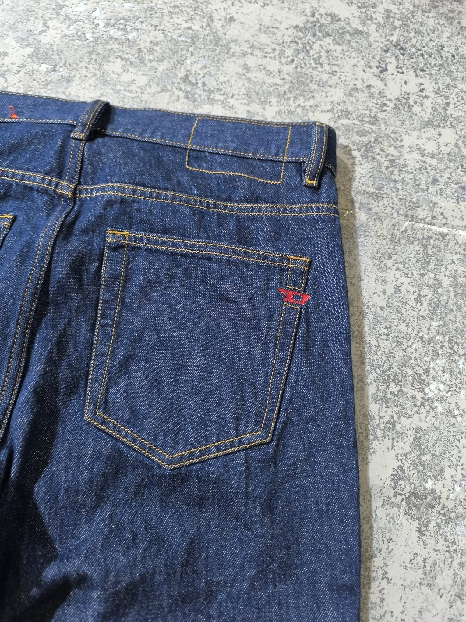 Diesel Diesel Straight Jeans 2020 D-Viker Glenn Martens Size US 32 / EU 48 - 4 Thumbnail