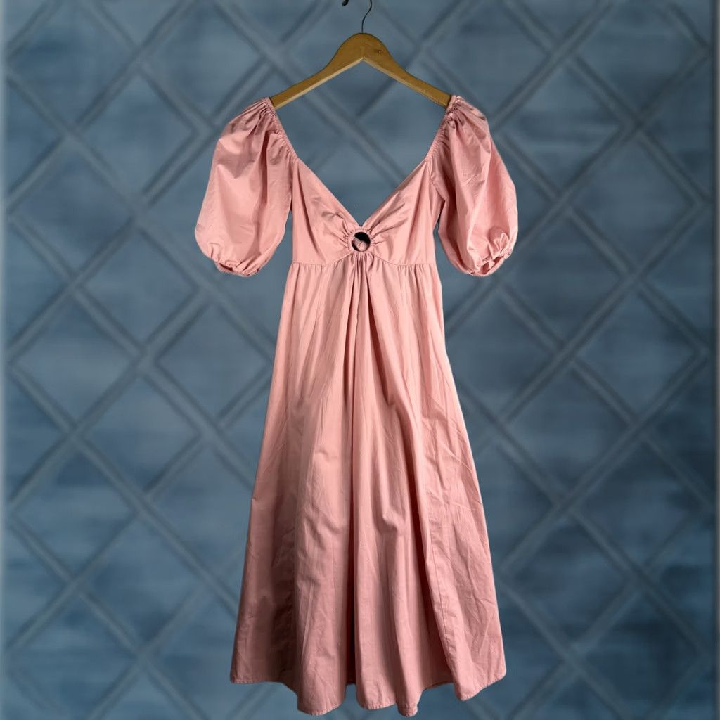 abercrombie pink dress Women's The A&F Camille Strapless Godet Midi This abercrombie kids dress is the perfect pick with its smocked style and maxi length Abercrombie & Fitch | Off-Shoulder
