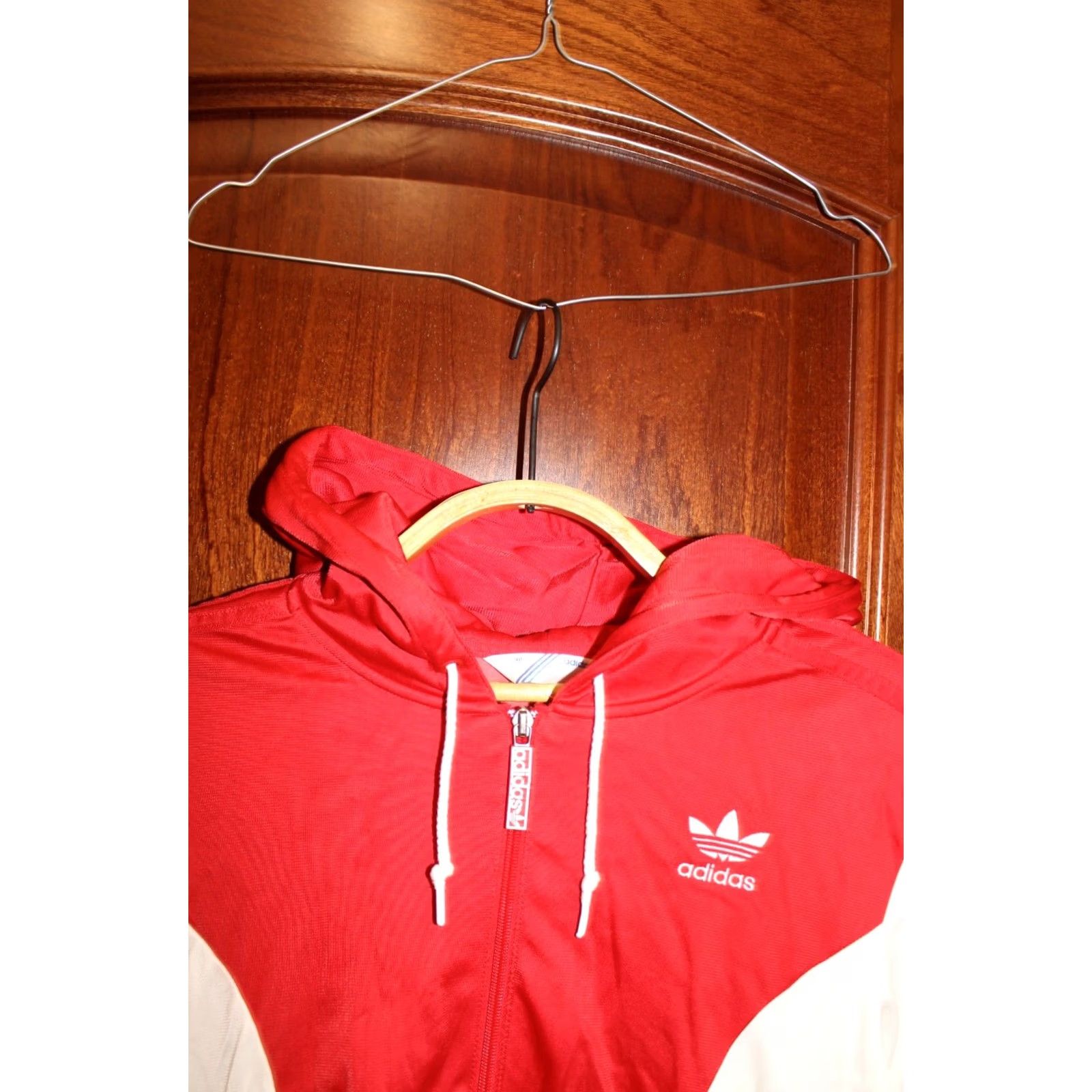 Adidas VINTAGE Adidas Originals Hoodie Track Jacket Womens Size 40 Red 3 Stripes Trefoil Logo Jacket Mens Womens Unisex Adults Size S / US 4 / IT 40 - 2 Thumbnail