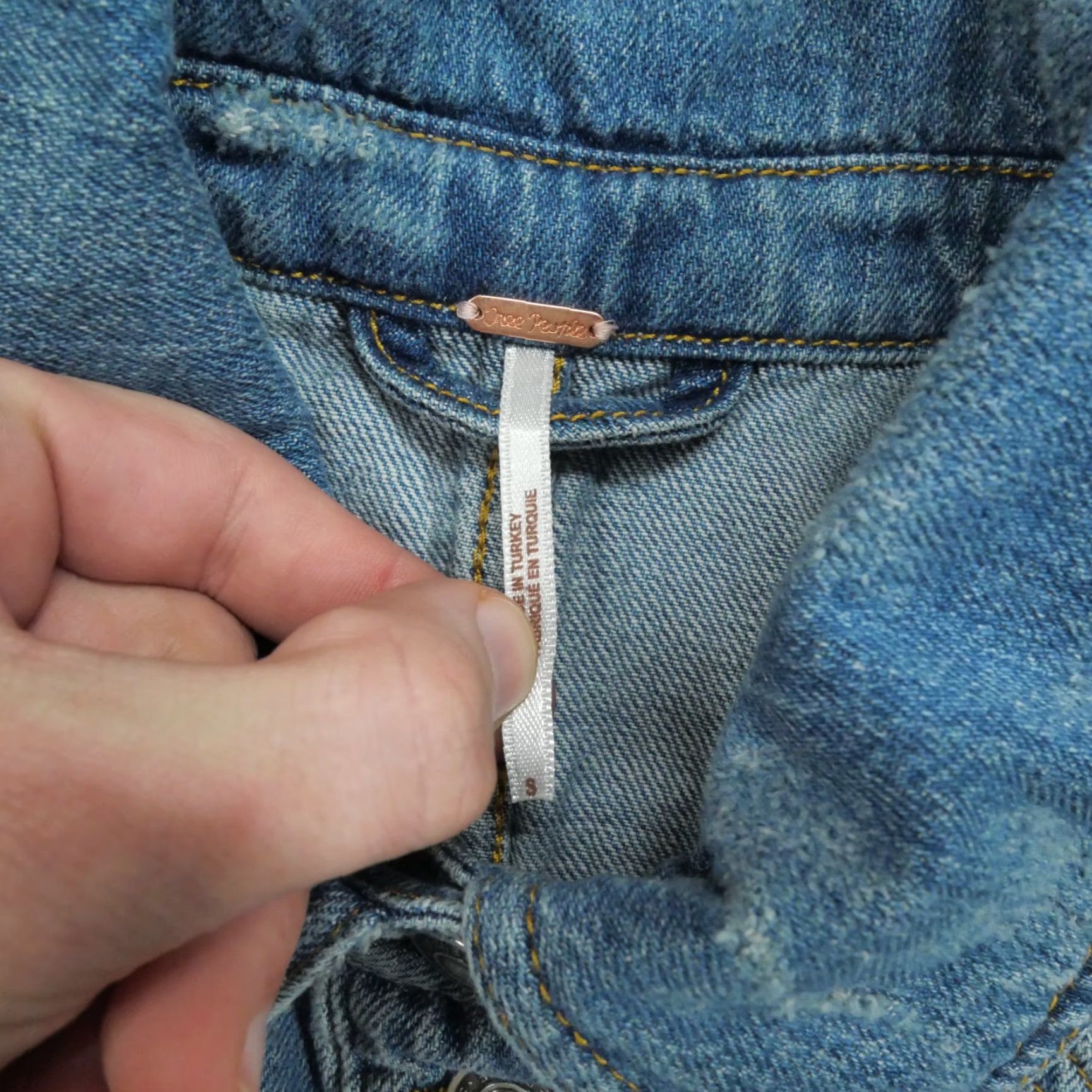 Free People VINTAGE Free People Jacket Womens Small Blue Denim Grunge Oversized Distressed Biker Casual Blue Jeans 90s Womens Size 28" / US 6 / IT 42 - 7 Thumbnail