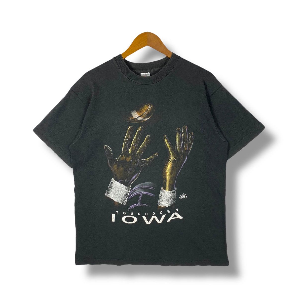 Vintage Vintage 90's TOUCHDOWN IOWA Joy Graphic Tee Shirt Large Size Size US L / EU 52-54 / 3 - 1 Thumbnail
