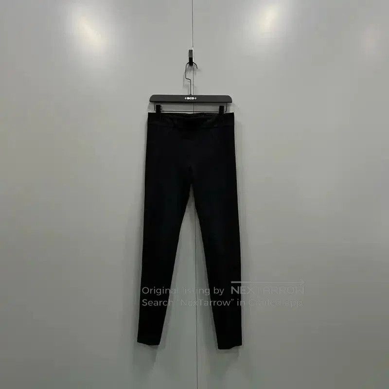 Burberry Burberry Black Cotton Casual Women's Pants. Size 28" / US 6 / IT 42 - 1 Thumbnail