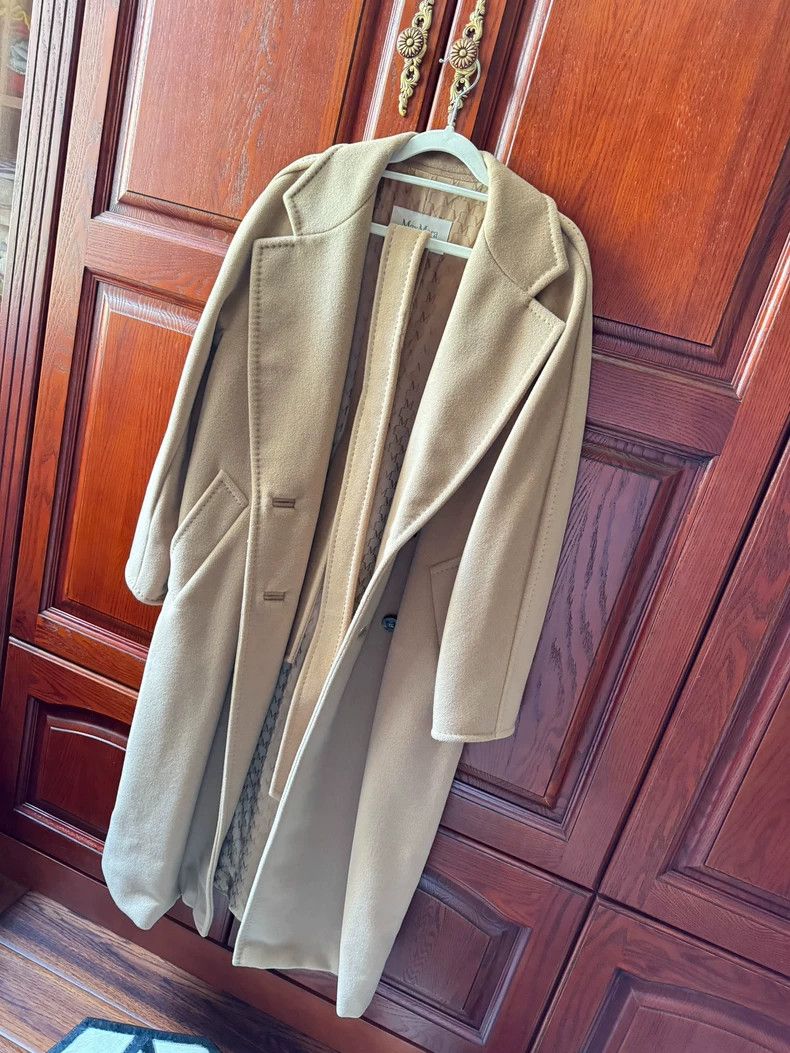 Max Mara Max Mara Coats Size L / US 10 / IT 46 - 2 Thumbnail