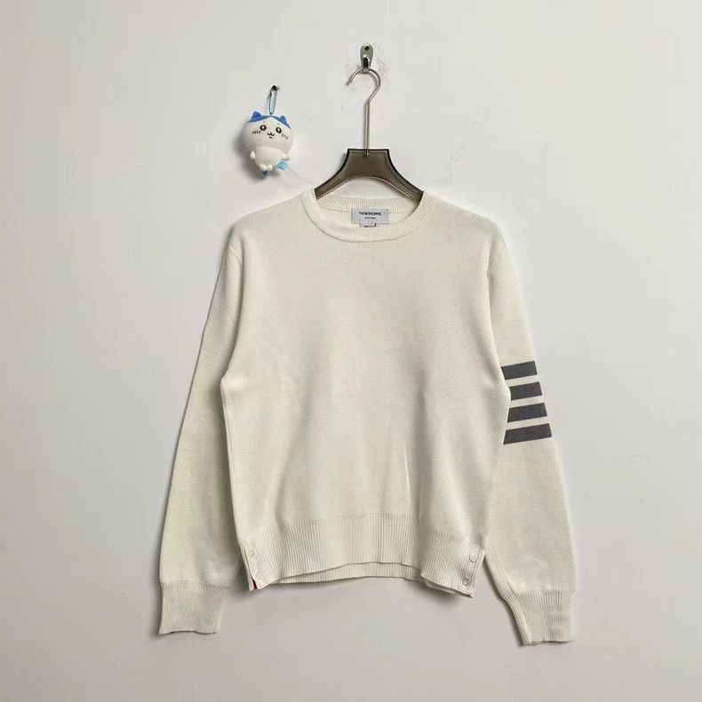 Thom Browne Thom Browne White four-striped wool sweater 2503-Nextarrow Size US S / EU 44-46 / 1 - 1 Thumbnail