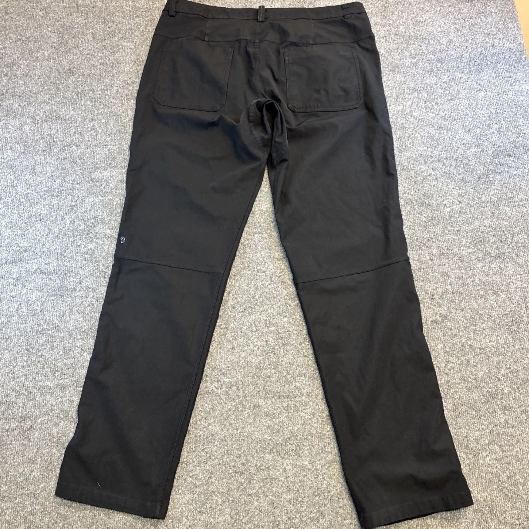 Lululemon Lululemon Pants Mens 38 Black Classic Stretch Performance Preppy Golf Chino Tapered 32in Inseam Modern Mens Size US 38 / EU 54 - 5 Thumbnail