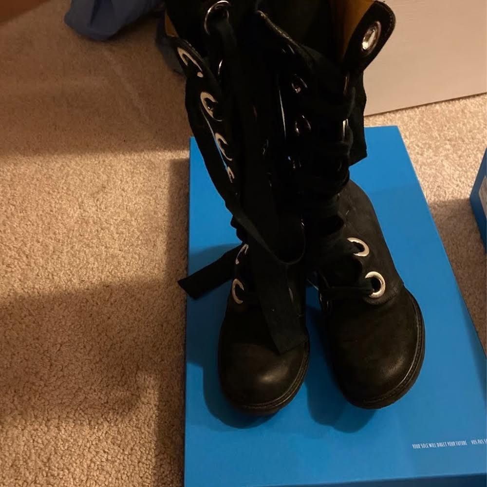 John Fluevog John Fluevog Black Sude and Leather Boots Size US 6.5 / IT 36.5 - 2 Thumbnail
