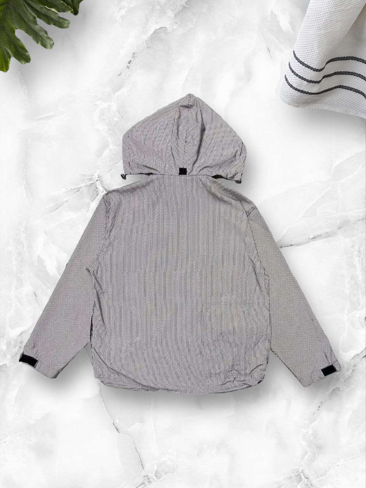 A.P.C. × Vintage Vintage A.P.C Rue De Fleurus Hickory Light Jacket Hooded Size US L / EU 52-54 / 3 - 2 Thumbnail