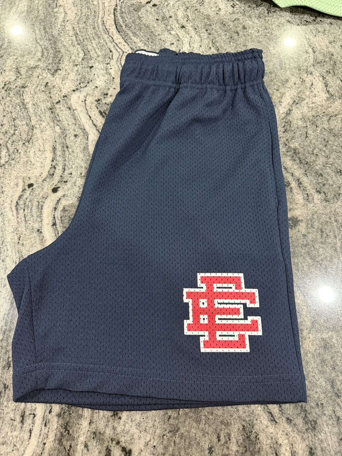 Eric Emanuel Eric Emanuel x Atlanta Braves Size US 32 / EU 48 - 2 Thumbnail