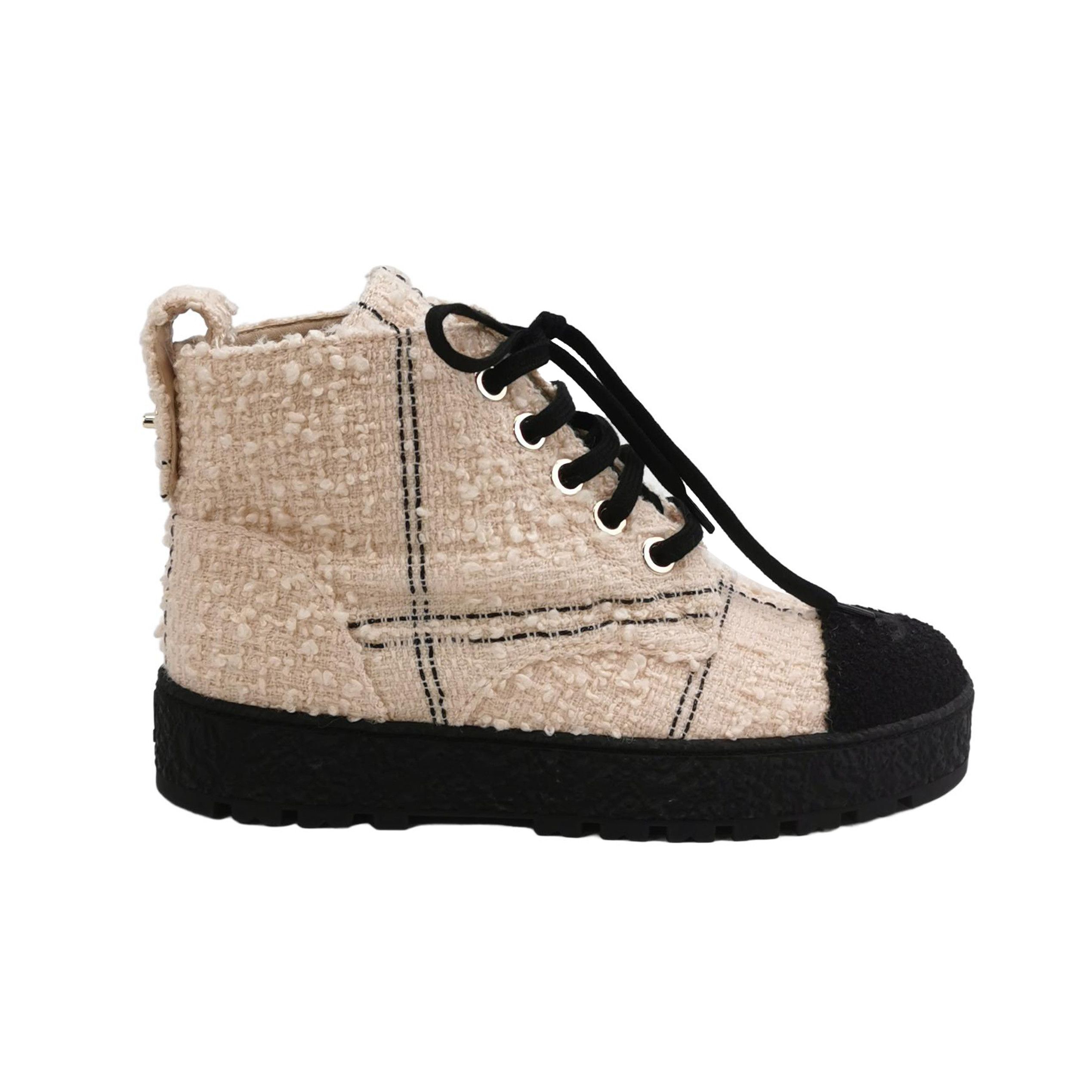 Chanel Chanel Women 7 Lowtop Sneakers Size US 7 / IT 37 - 1 Thumbnail
