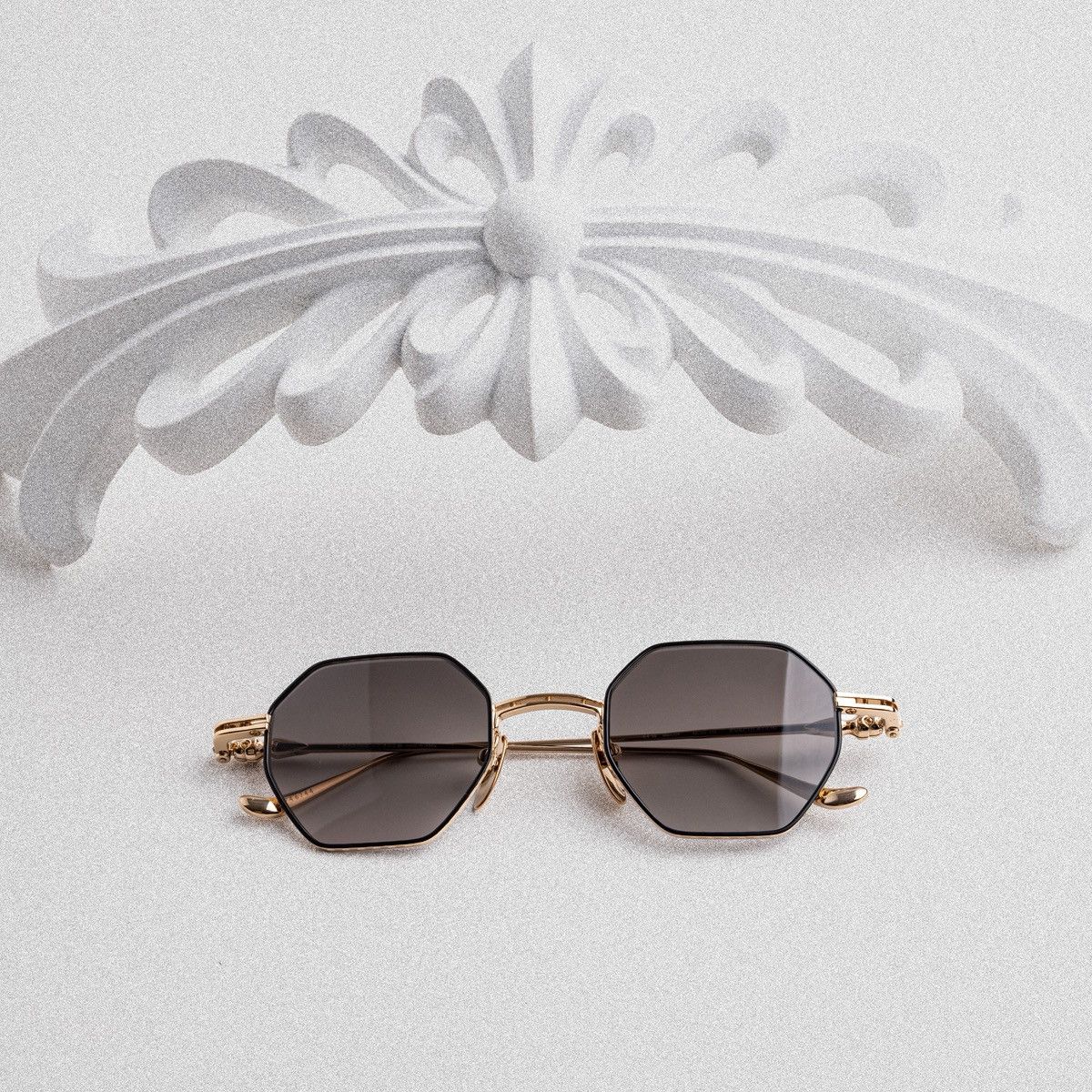 Chrome Hearts CHROME HEARTS EVACULATION MATTE BLACK/GOLD PLATED SUNGLASSES Size ONE SIZE - 6 Thumbnail