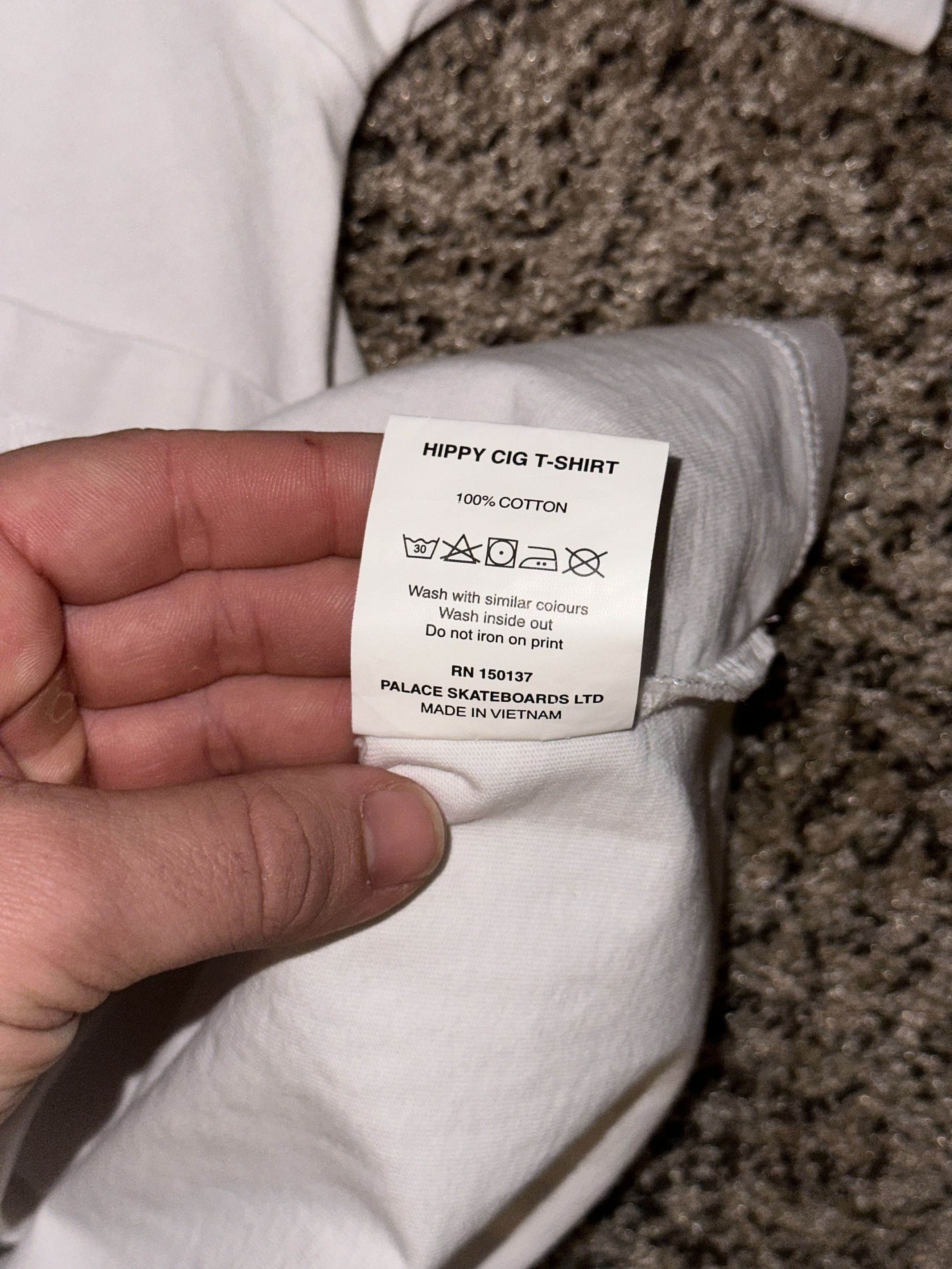 Palace Palace "Hippy Cig" T-Shirt Size US M / EU 48-50 / 2 - 6 Thumbnail