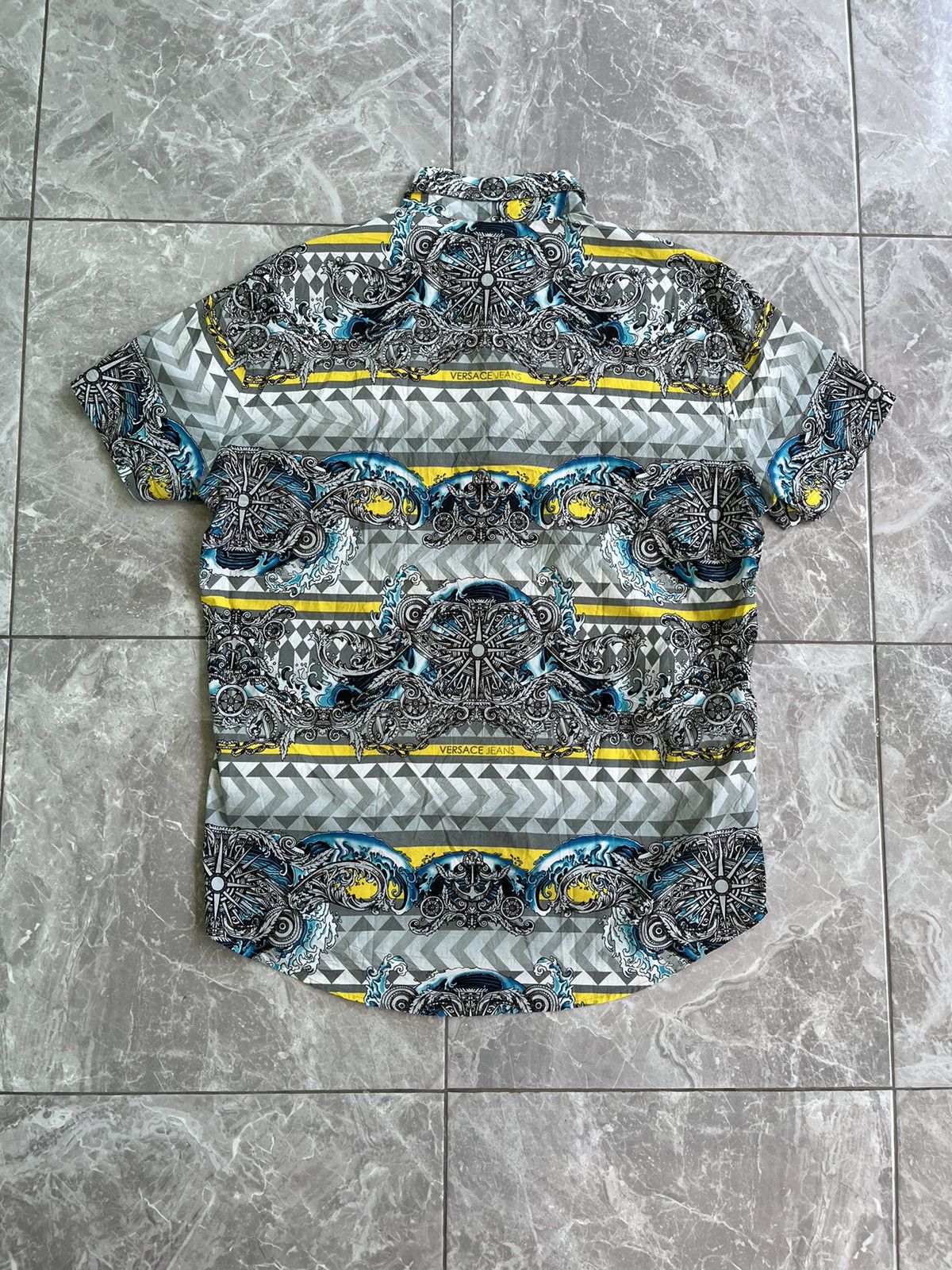 Versace Versace Jeans Full Print Button Shirt Size US M / EU 48-50 / 2 - 6 Thumbnail