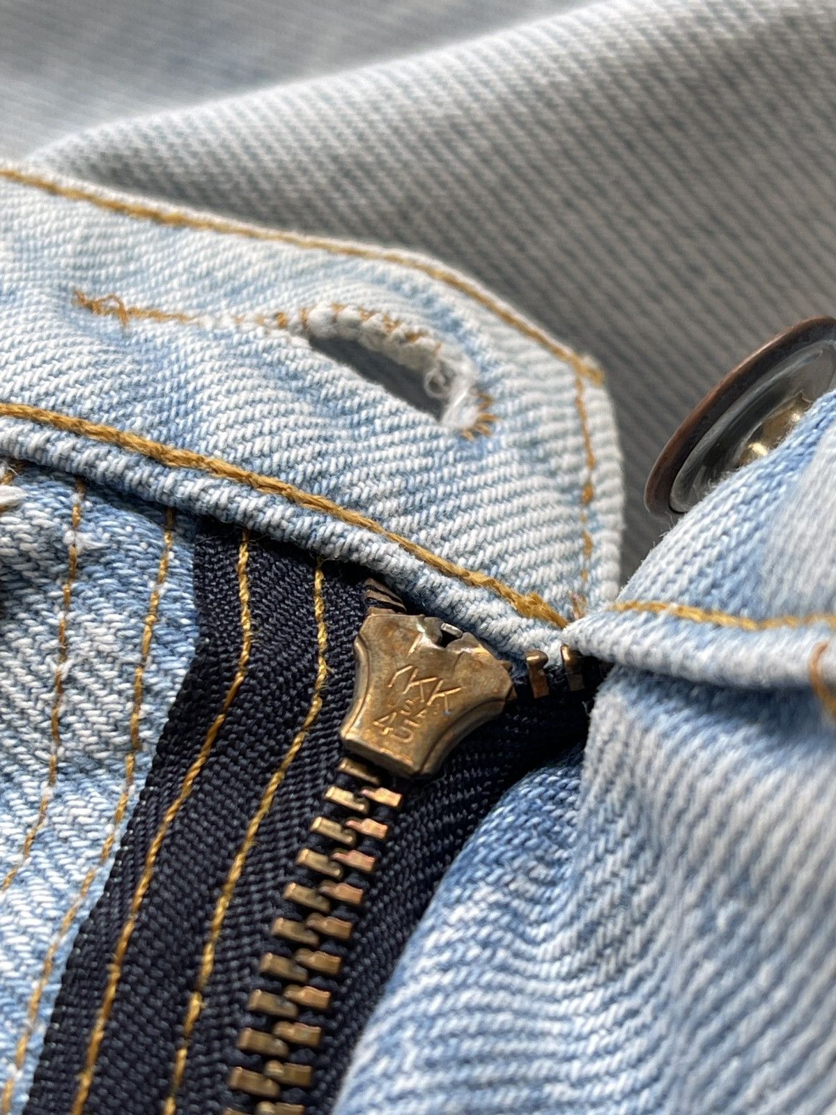 Levi's Vintage Clothing Vintage Levis 1 of 1 Reworked Destroyed Denim Size US 33 - 22 Thumbnail