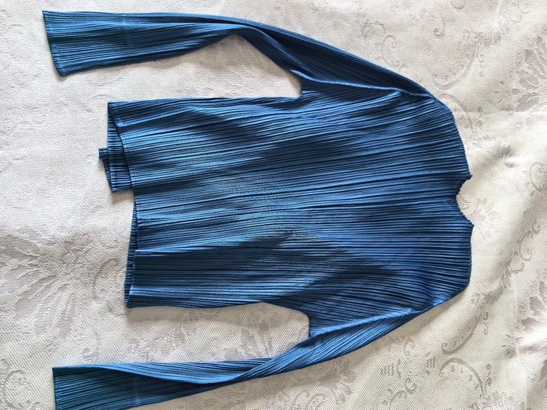 Issey Miyake Issey Miyake size:3 Blue pleated coat Size M / US 6-8 / IT 42-44 - 3 Thumbnail