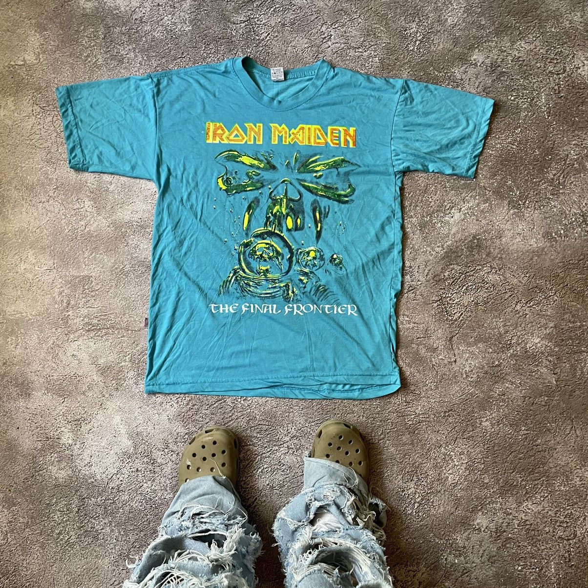 Vintage Vintage 90s Iron Maiden Sun Faded Band Graphic Tee Grunge XL Size US XL / EU 56 / 4 - 1 Thumbnail