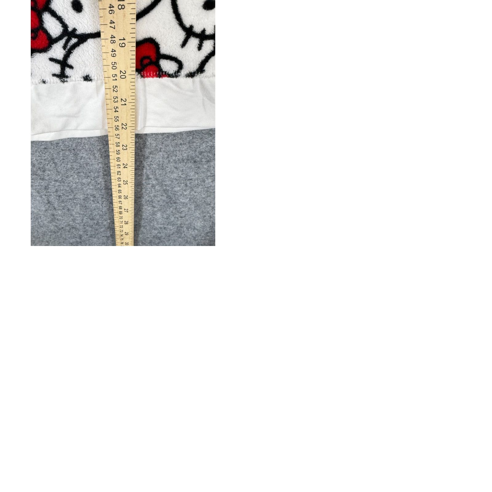 Vintage Hello Kitty Sanrio Sweatshirt Womens S White Red Fleece All Over Print Sleepwear Size S / US 4 / IT 40 - 9 Thumbnail