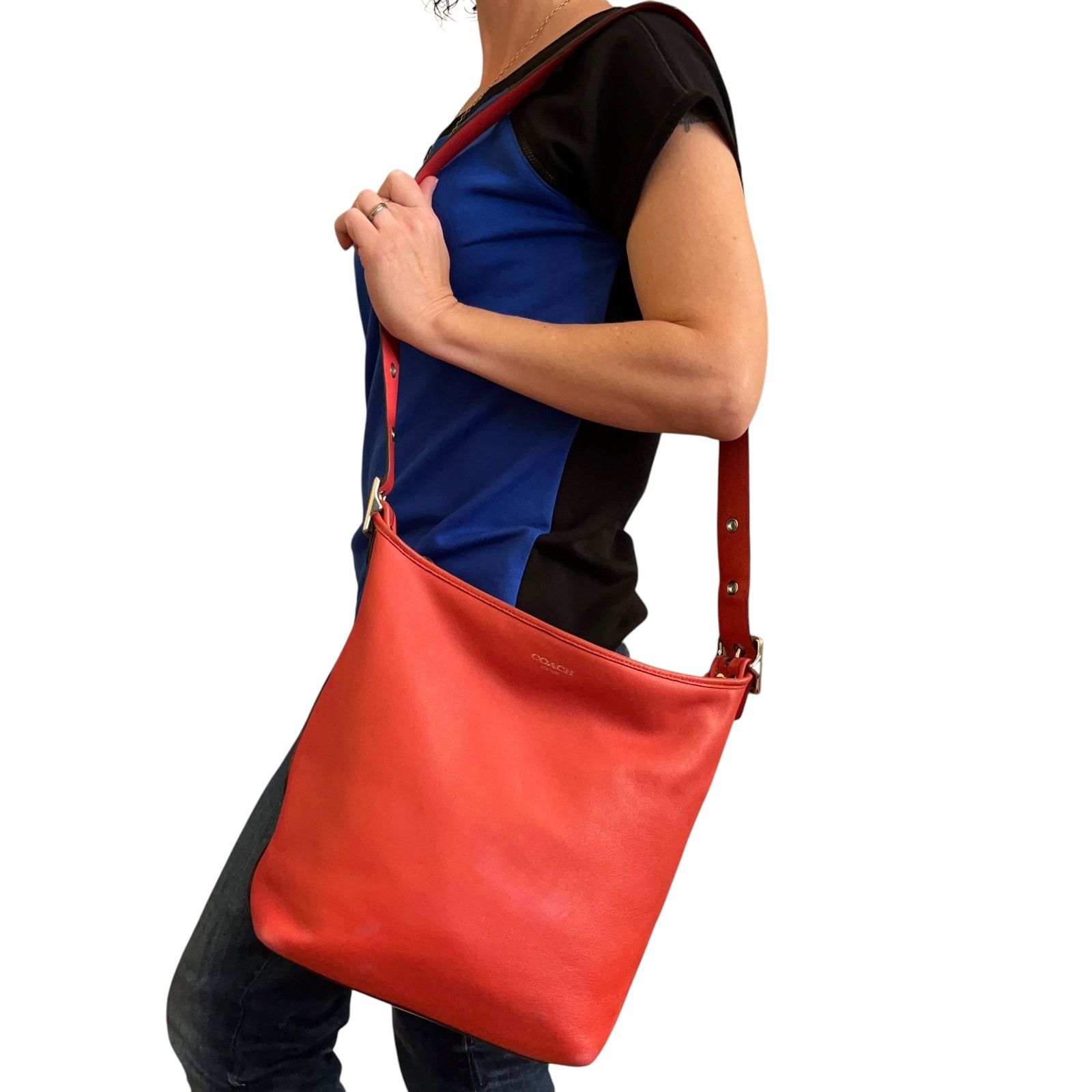Coach Coach Legacy Carnelian Leather Duffel Shoulder Bag #19889 Size ONE SIZE - 2 Thumbnail