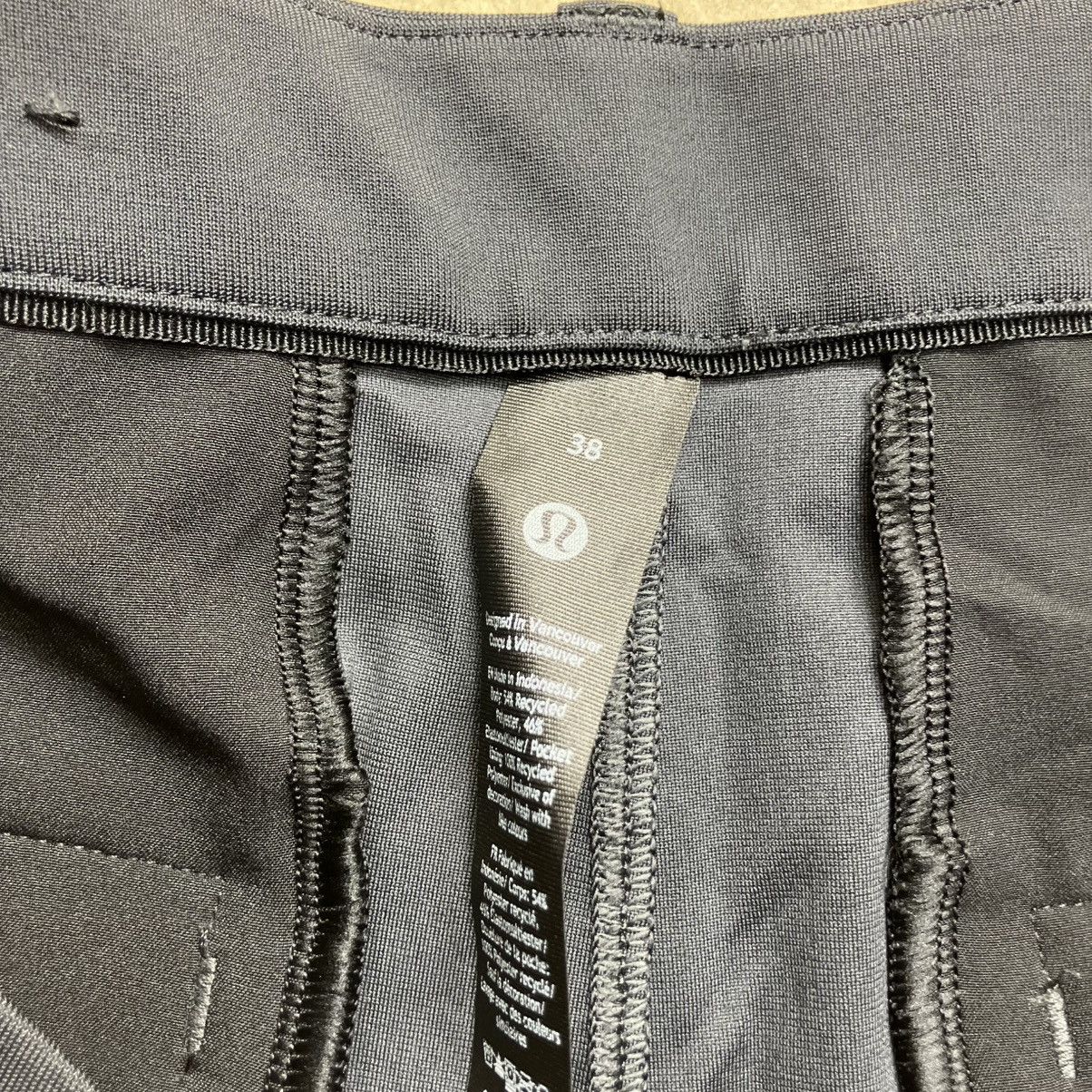 Lululemon Lululemon mens shorts Size US 38 / EU 54 - 2 Thumbnail