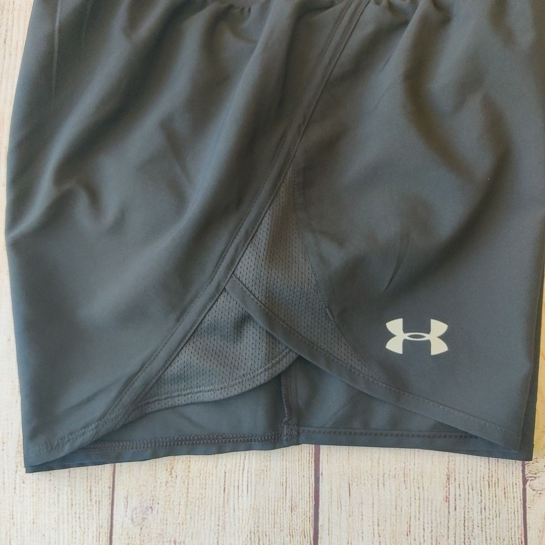 Under Armour Under Armour Fly-By 2.0 Shorts Loose Fit Black sz S Size 27" / US 4 / IT 40 - 8 Thumbnail