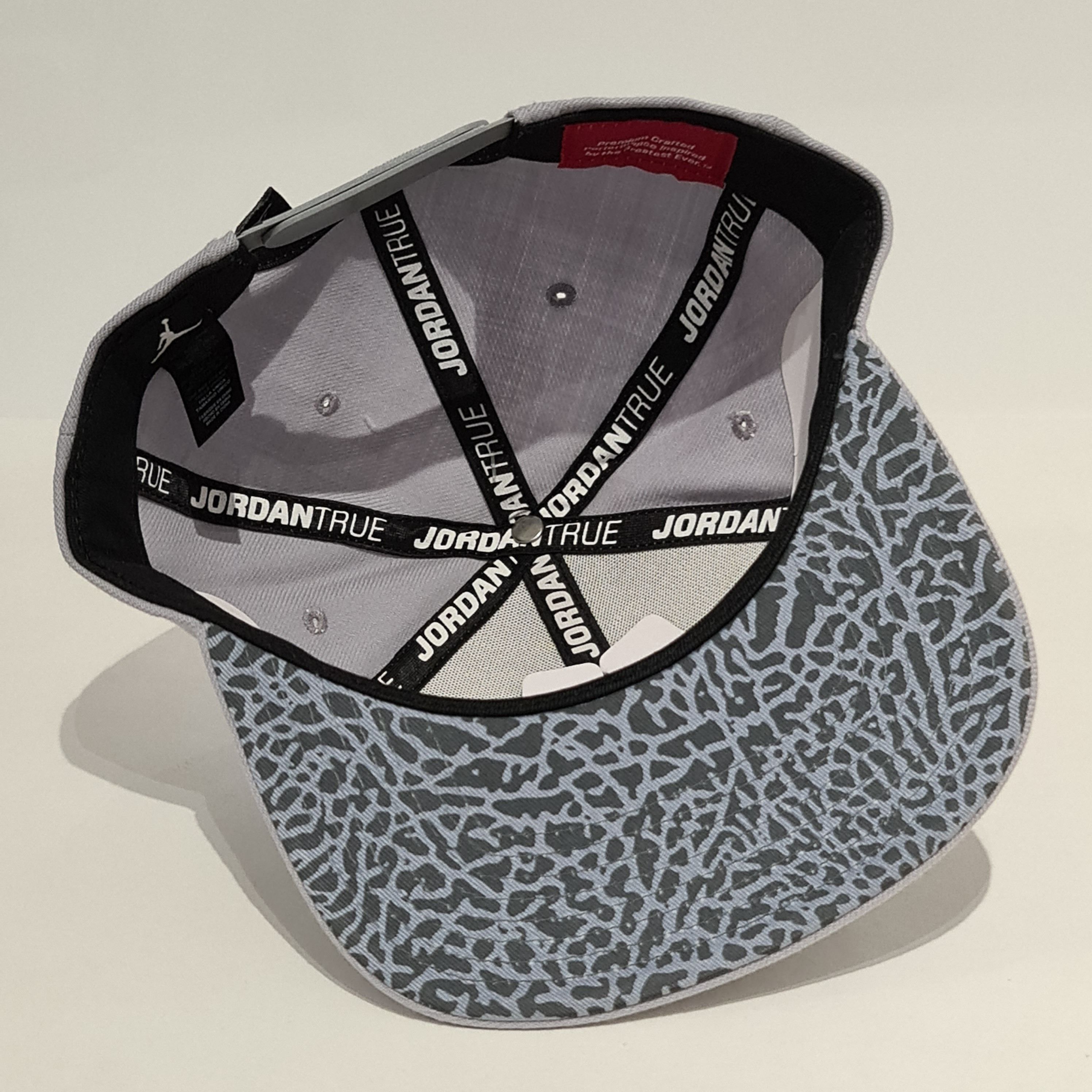 Jordan Brand Jordan Cap Snapback 'JRDN Interlock' Smoke Grey Size ONE SIZE - 7 Thumbnail