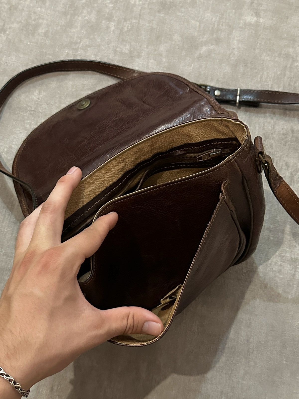 Vintage Vintage Leather Messenger Distressed Brown Handmade Bag Size ONE SIZE - 6 Thumbnail
