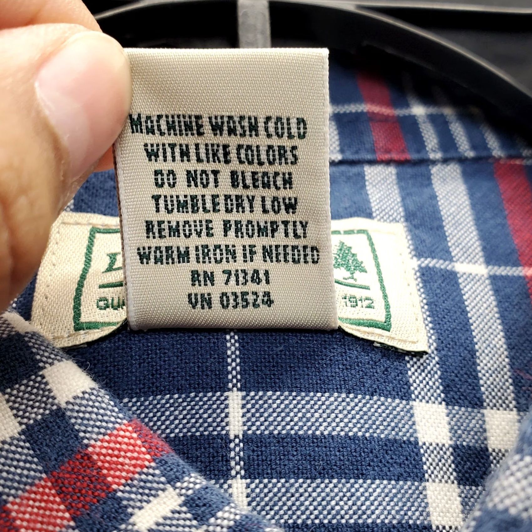 Vintage L.L. Bean Shirt Mens M Multi Plaid Button-Up Chest Pocket Traditional Fit Buttons Casual Vintage: No Size US M / EU 48-50 / 2 - 7 Thumbnail