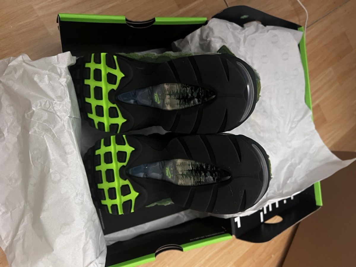 Nike Nike Air Max 95 Oregon PE Size US 8 / EU 41 - 10 Thumbnail