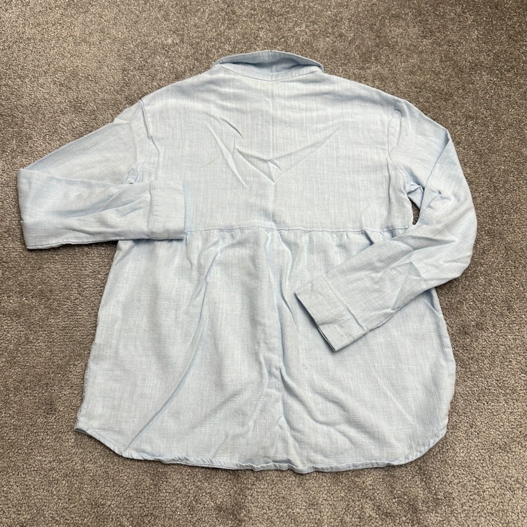 Vintage Unbranded Button Down Shirt Womens Small Light Blue Long Sleeve Casual Classic Shirt Womens Small Light Blue Long Sleeve Casual Classic Size S / US 4 / IT 40 - 2 Thumbnail