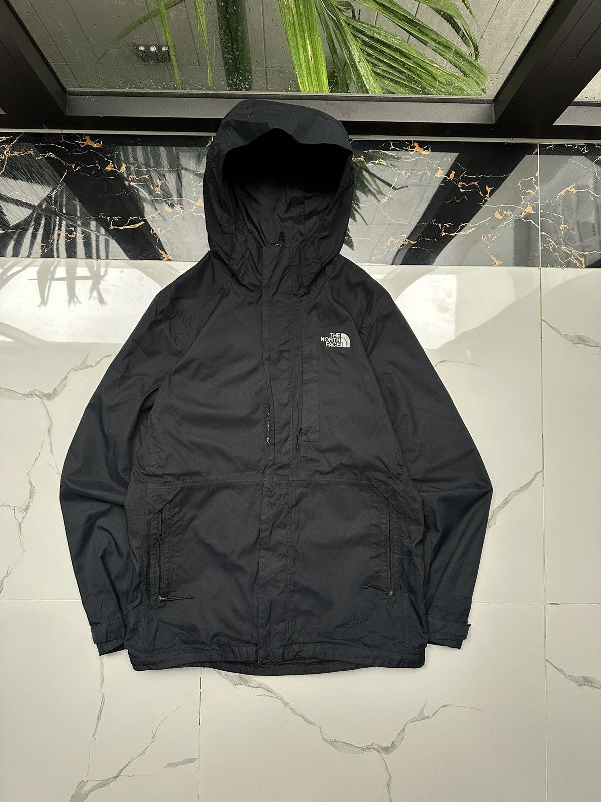 The North Face × Vintage THE NORTH FACE VINTAGE BASIC LOGO OUTDOOR LIGHT JACKET Size US S / EU 44-46 / 1 - 2 Thumbnail