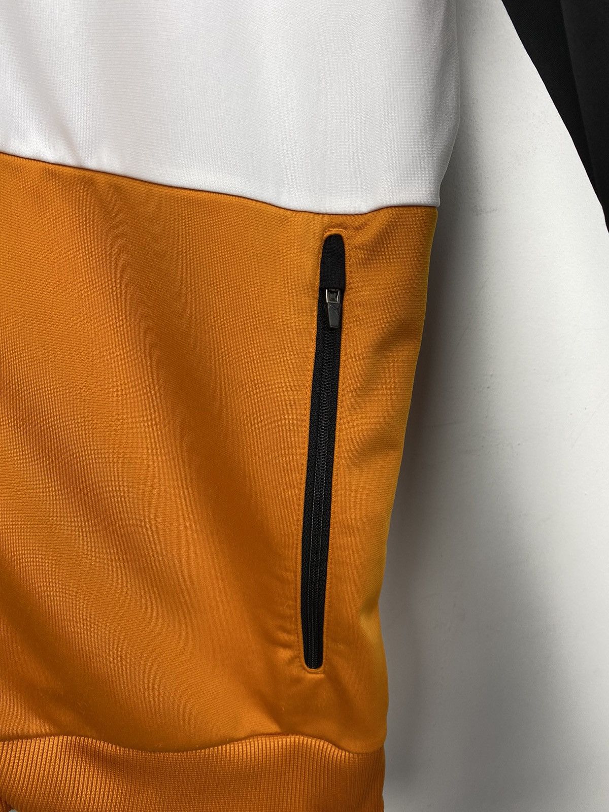 Puma Wolverhampton Wanderers Puma Soccer Jacket Arsenal Liverpool Size US L / EU 52-54 / 3 - 4 Thumbnail