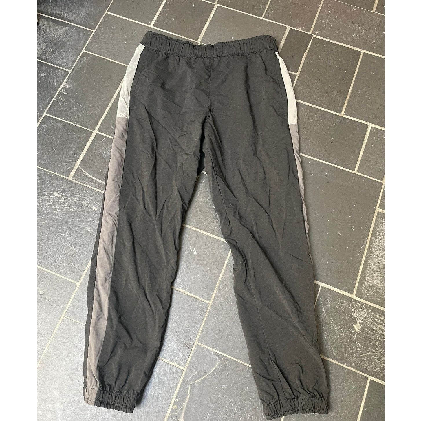 Zara Black and Dark Grey Tracksuit Windbreaker Pants Size Medium Size US 33 - 1 Thumbnail