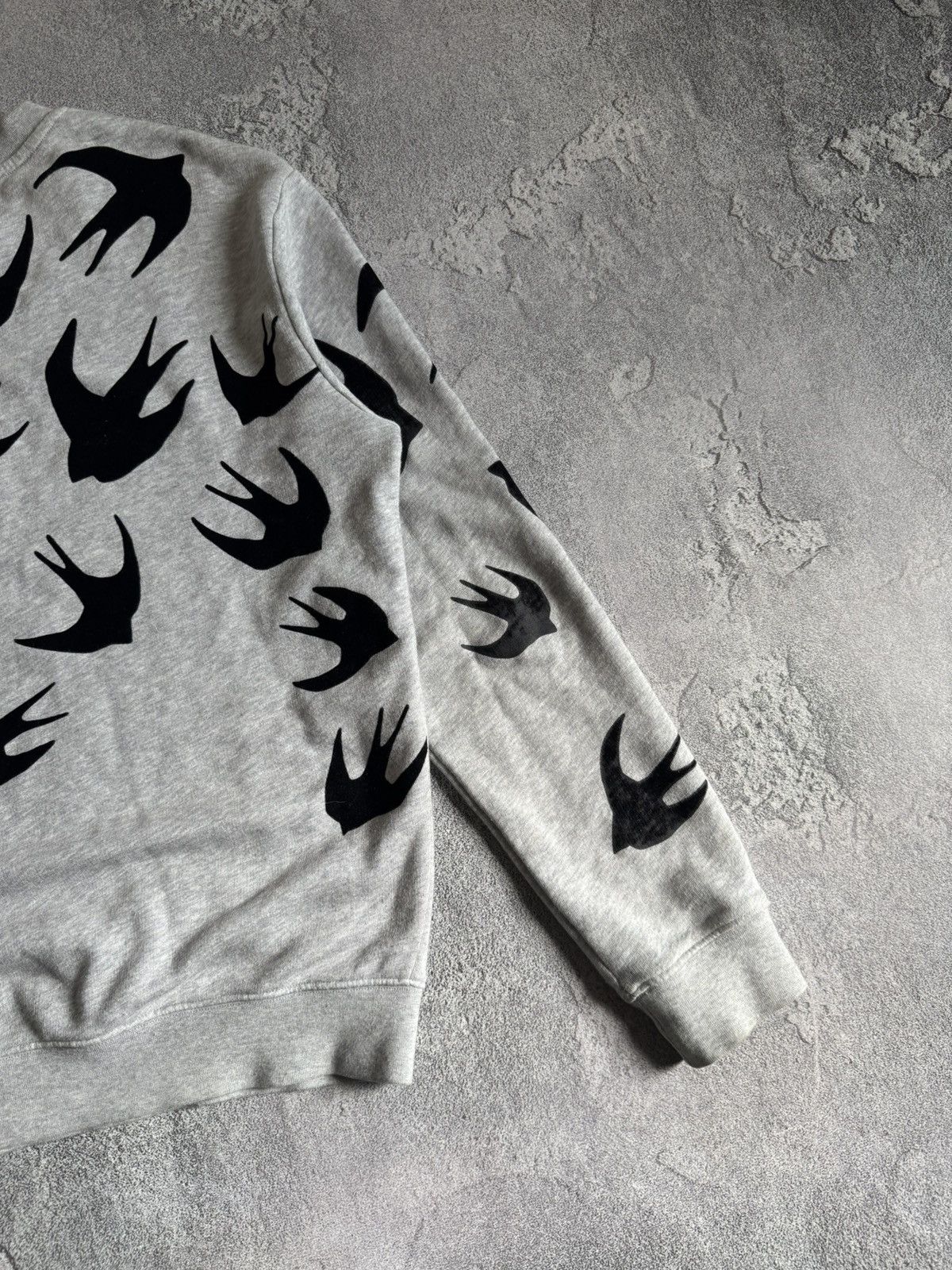 Alexander McQueen MCQ Alexander McQueen M/L birds logo sweatshirt jumper Size US M / EU 48-50 / 2 - 21 Thumbnail