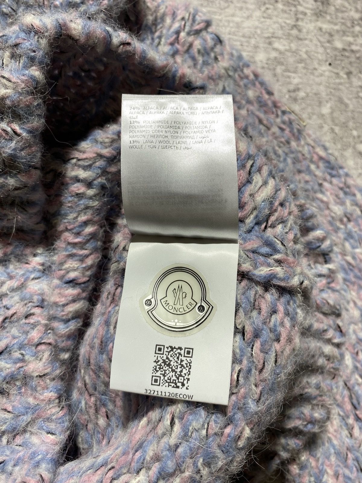 Moncler MONCLER ALPAKA KNIT SWEATER Size M / US 6-8 / IT 42-44 - 18 Thumbnail